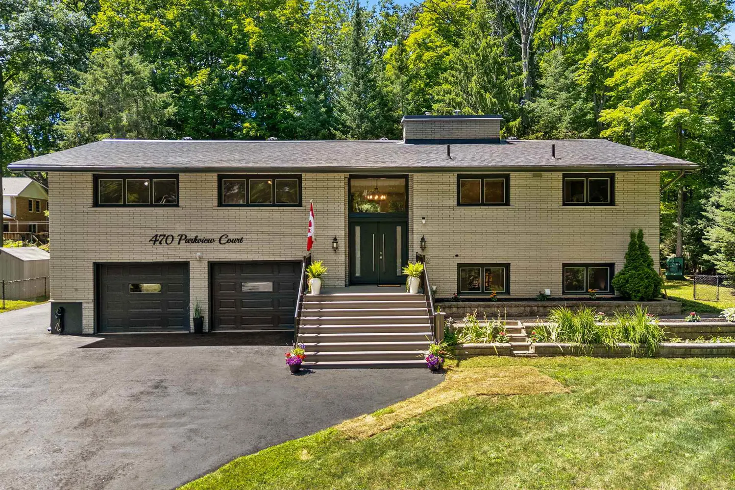 470 Parkview Court