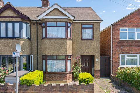 Albany Road, Chadwell Heath RM6