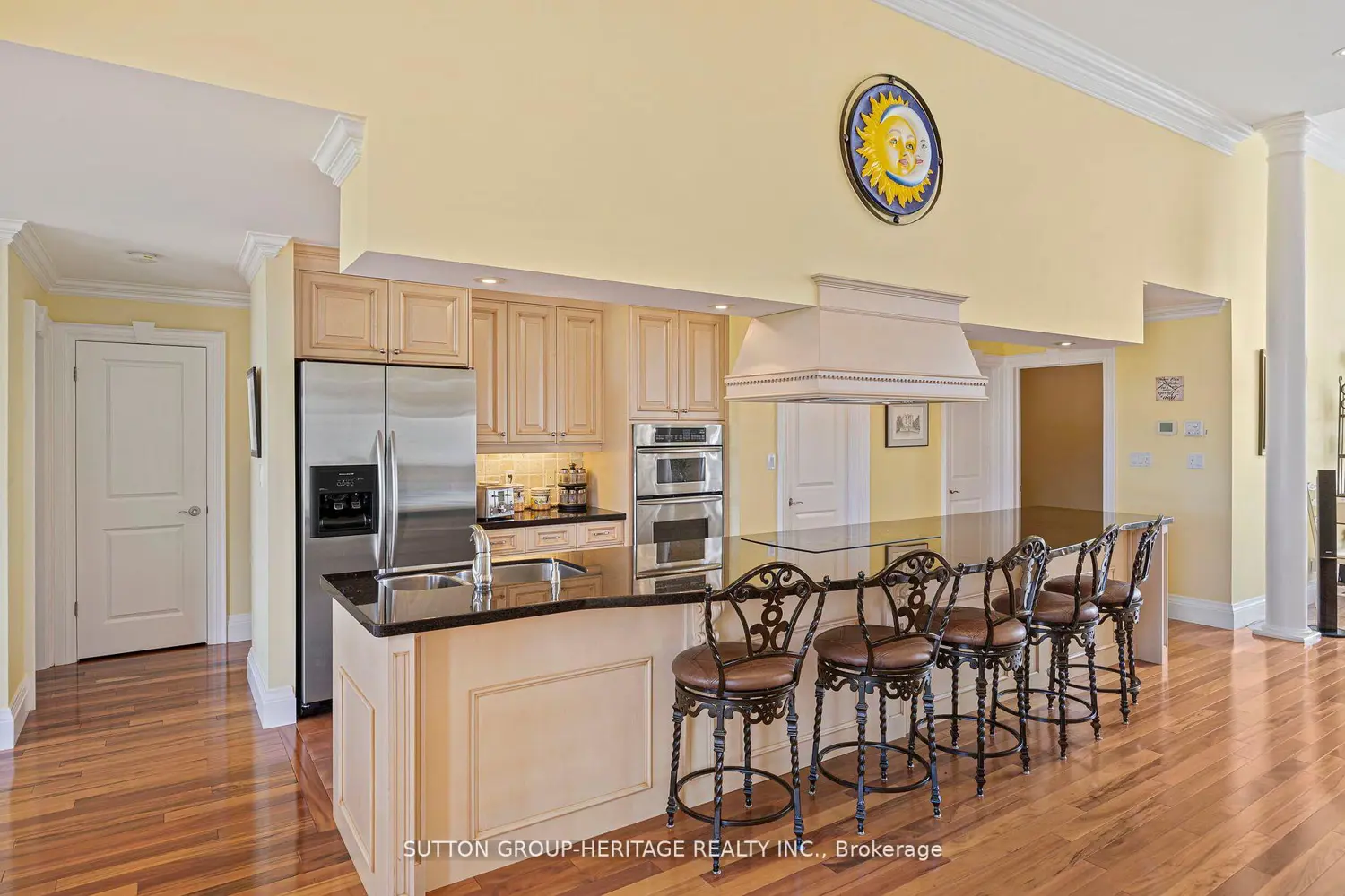 2100 Taunton Road photo 5