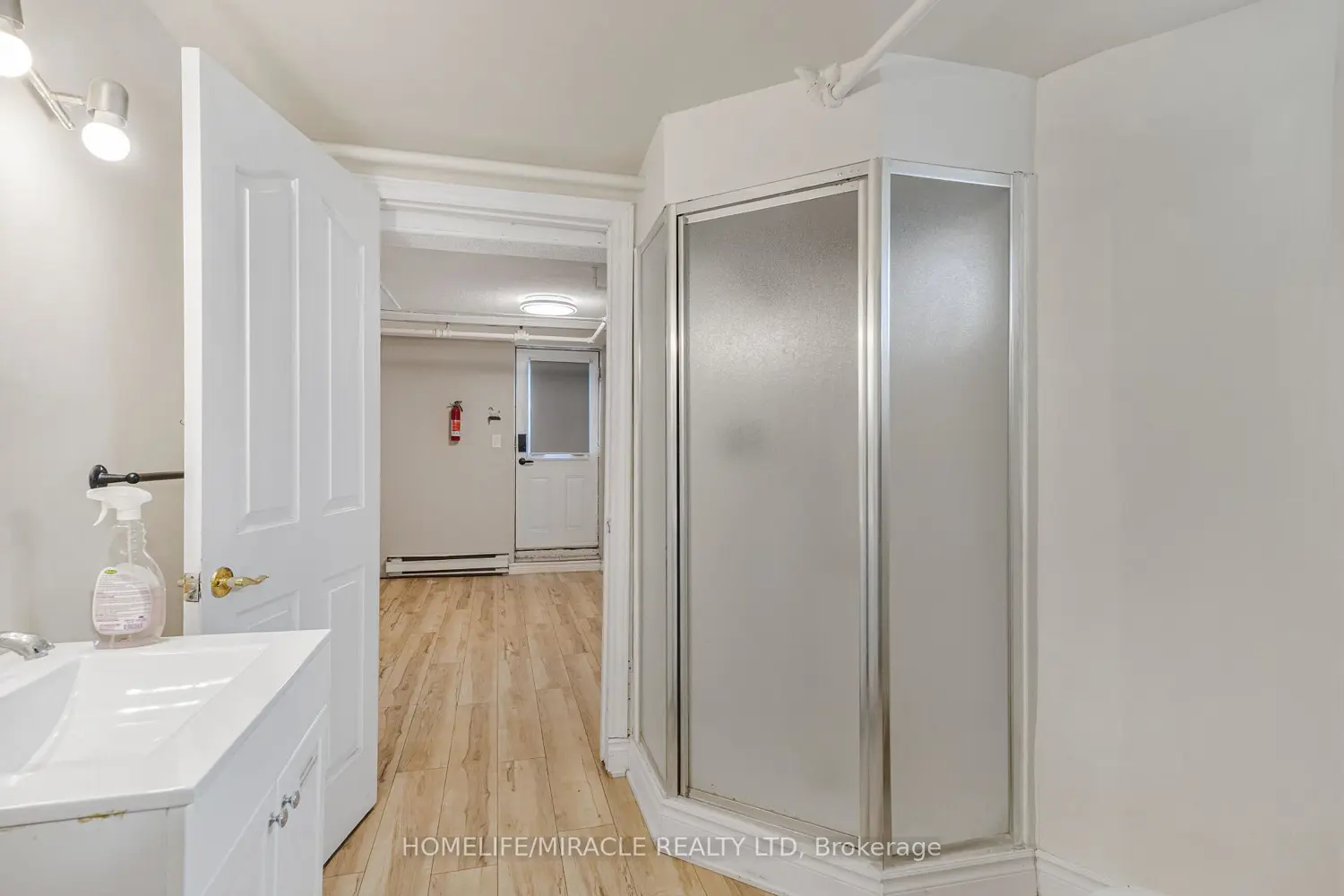 Additional image 15 of 3318 Sinnicks Avenue