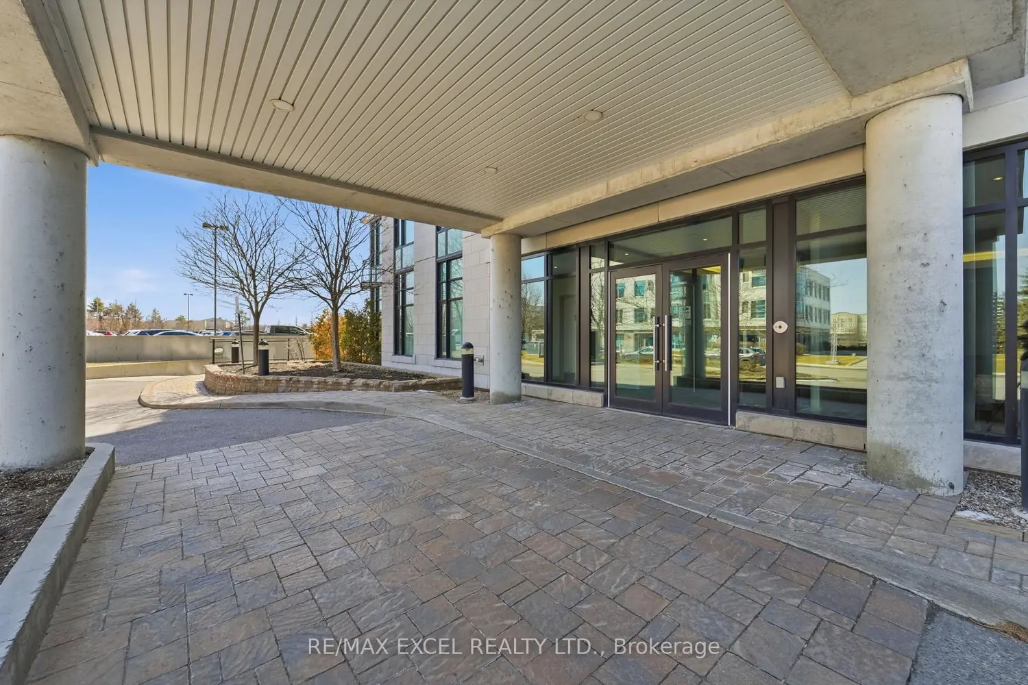 Additional image 3 of 100 Roger Guindon Avenue 605