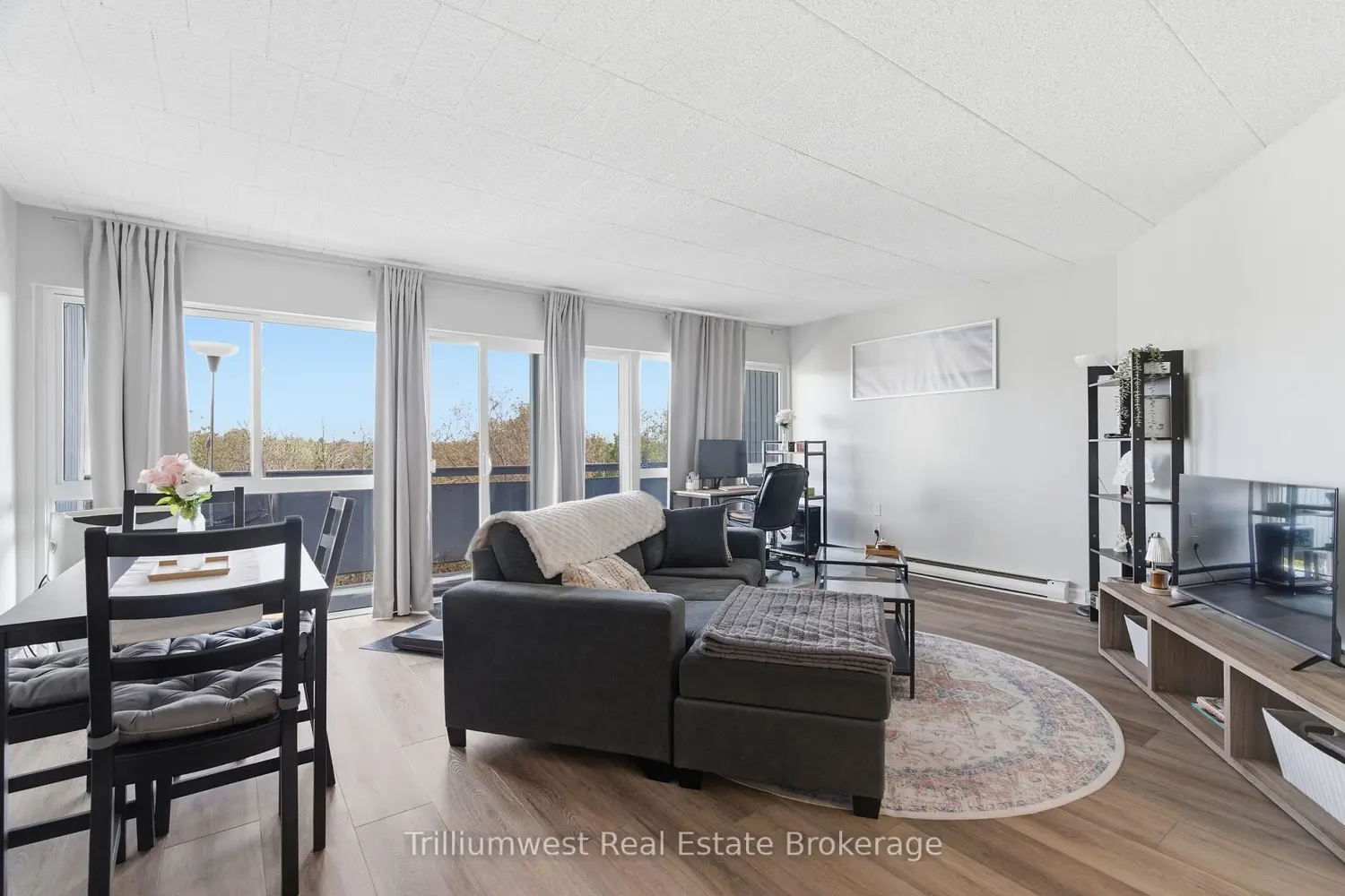 91 Conroy Crescent 401