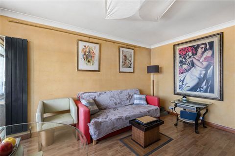 Tangley Grove, London SW15