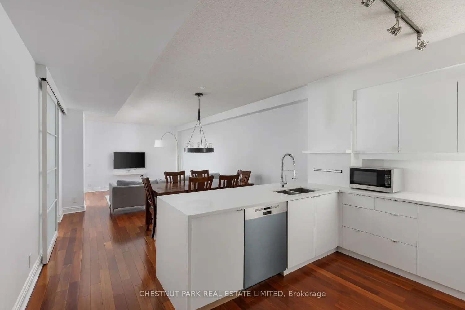 Additional image 2 of 500 Queens Quay 516E