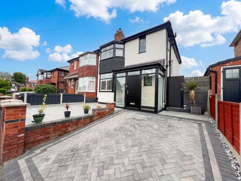 Dartford Avenue, Eccles M30