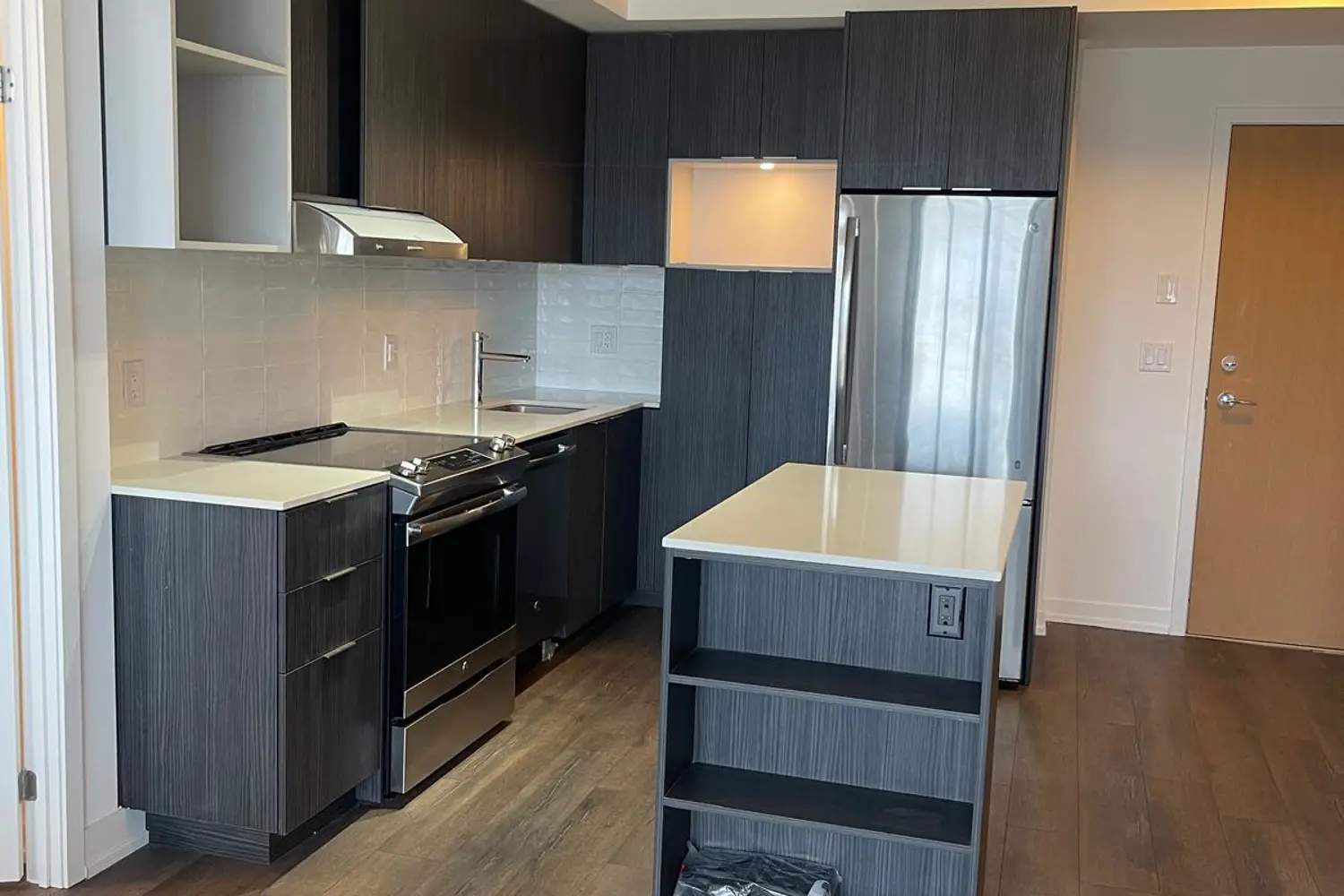 Additional image 2 of 2520 Eglinton Avenue 810