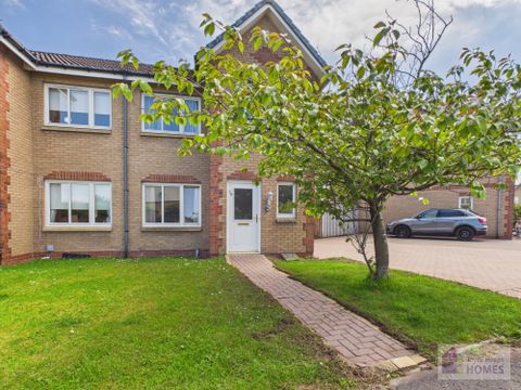 Hunters Crescent, Calderwood, East Kilbride G74
