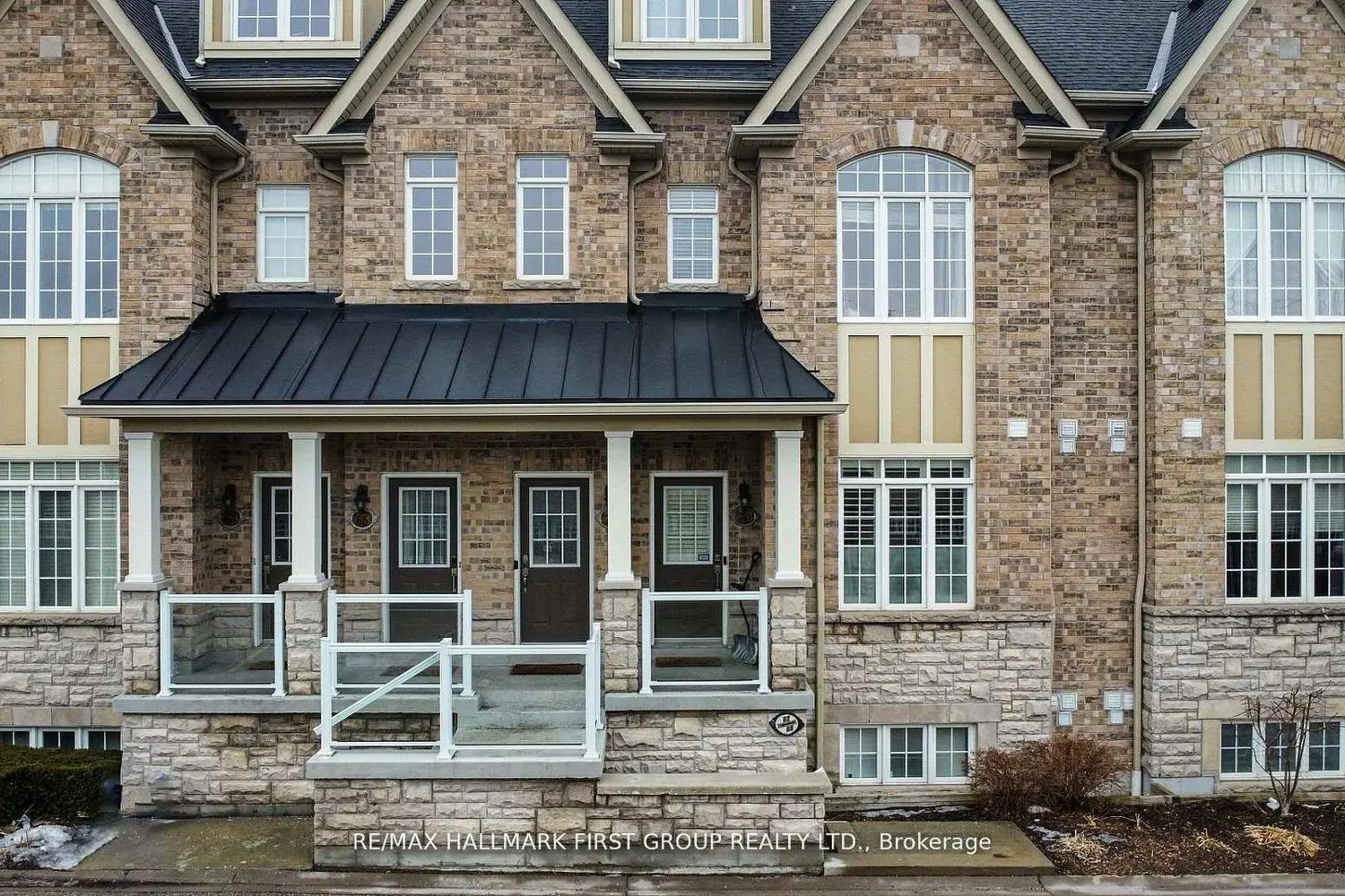 70 Lovegrove Lane photo 2