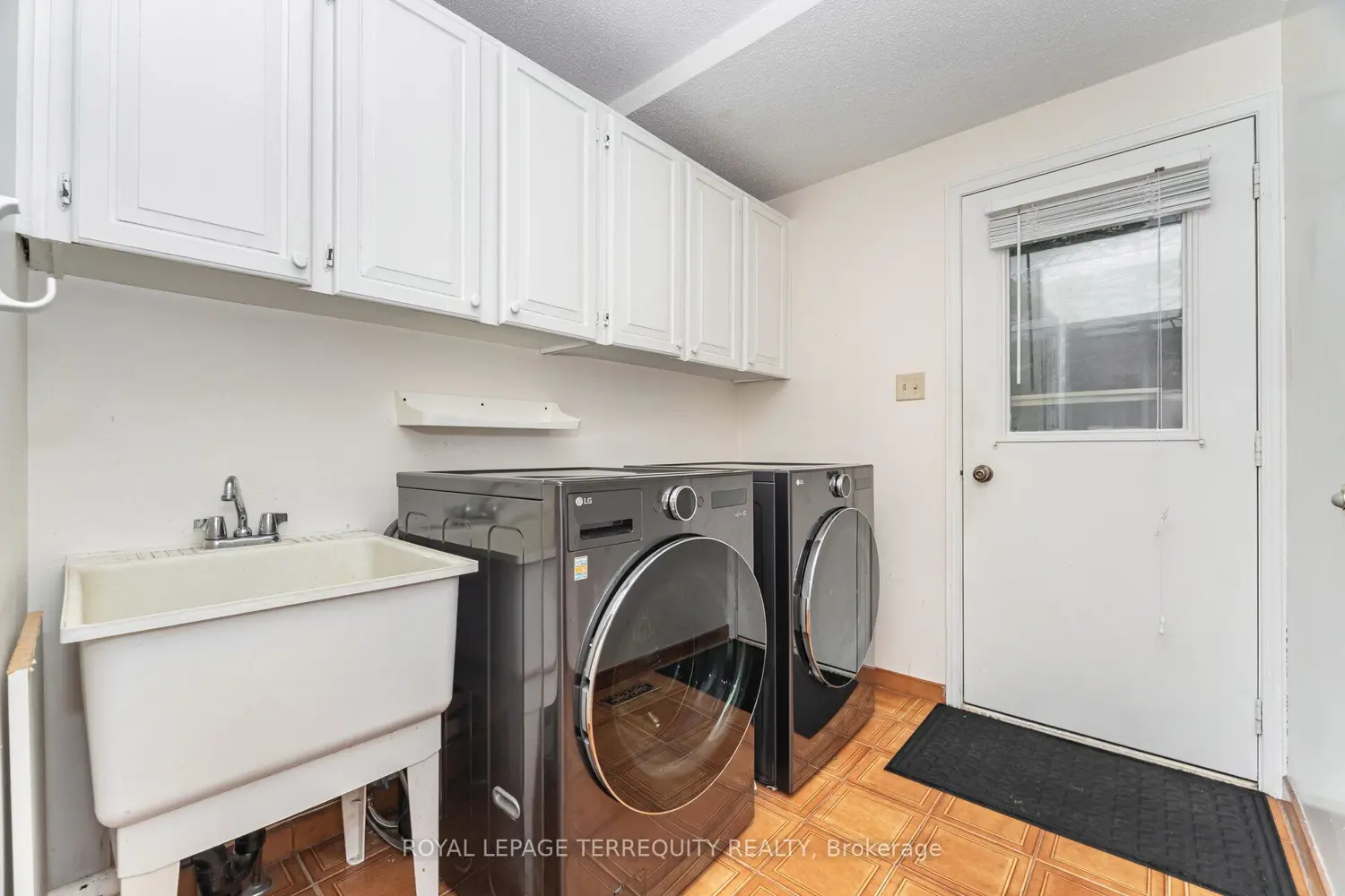 Additional image 5 of 4085 Wheelwright Crescent