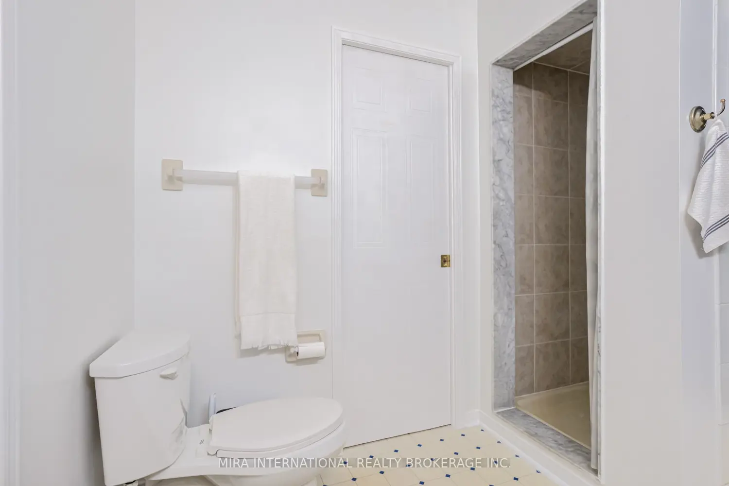Additional image 12 of 302 College Avenue 163