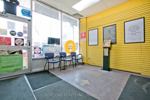 Additional image 8 of 1702 Jane Street, Toronto, ON, M9N 2S4