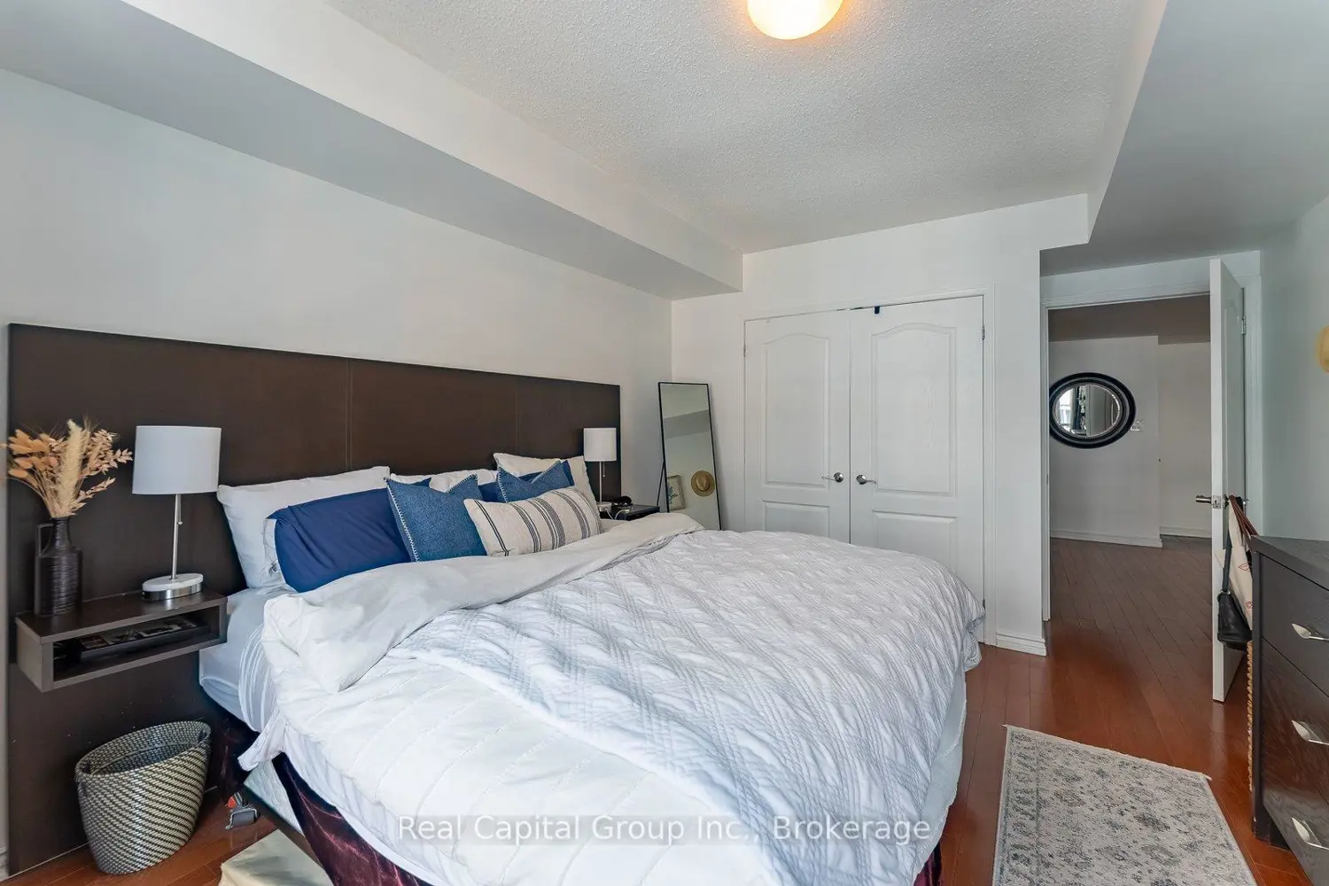 Additional image 11 of 263 Wellington Street 703