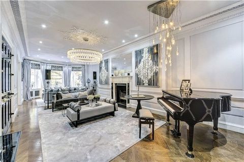 Queen Annes Gate, Westminster, London SW1H