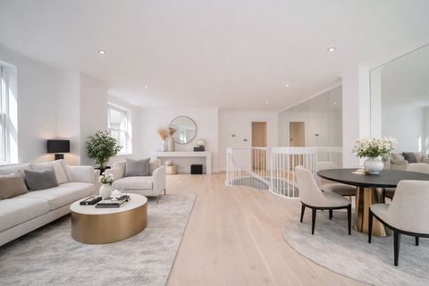 Queen's Gate, London SW7
