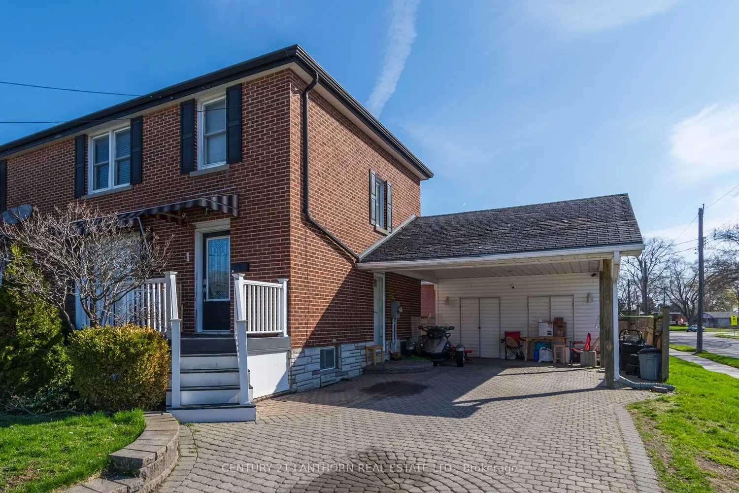 1 Clarke Boulevard