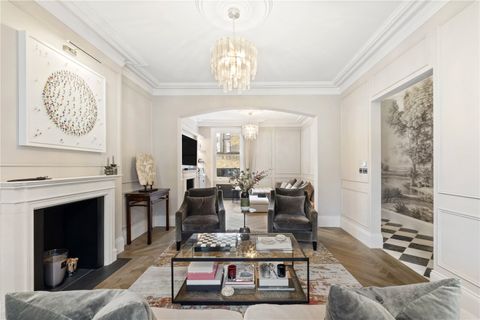 Cromwell Grove, London W6
