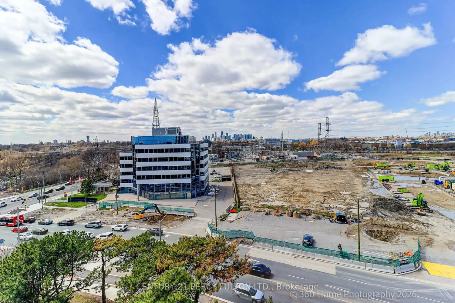 Additional image 19 of 1 Leaside Park Drive 604