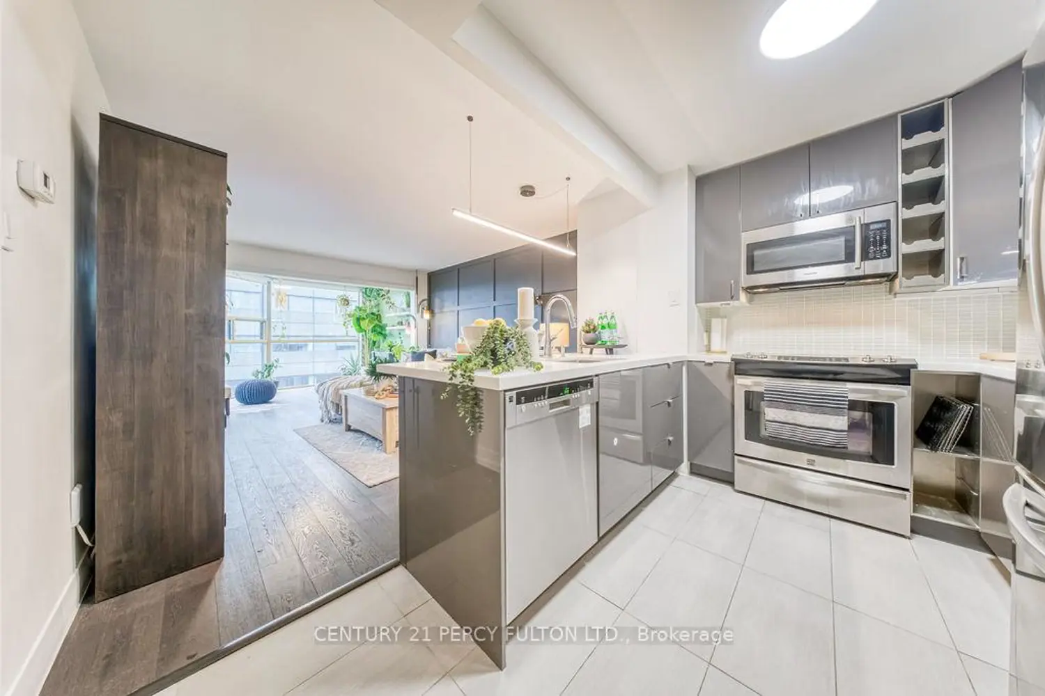 Additional image 3 of 725 King Street 1201