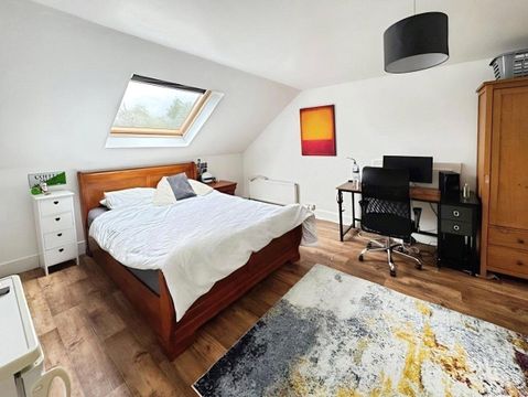 Moorland Road, London SW9, Room to rent