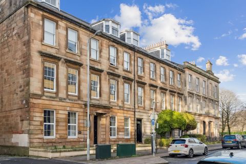North Claremont Street, Flat 2/1, Park District, Glasgow G3