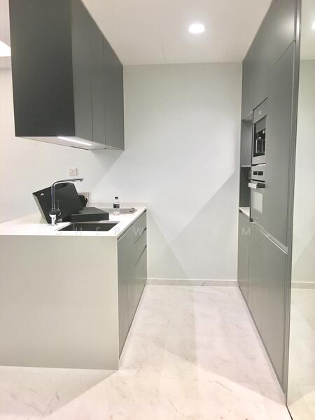 15 Cairnhill Road photo 2
