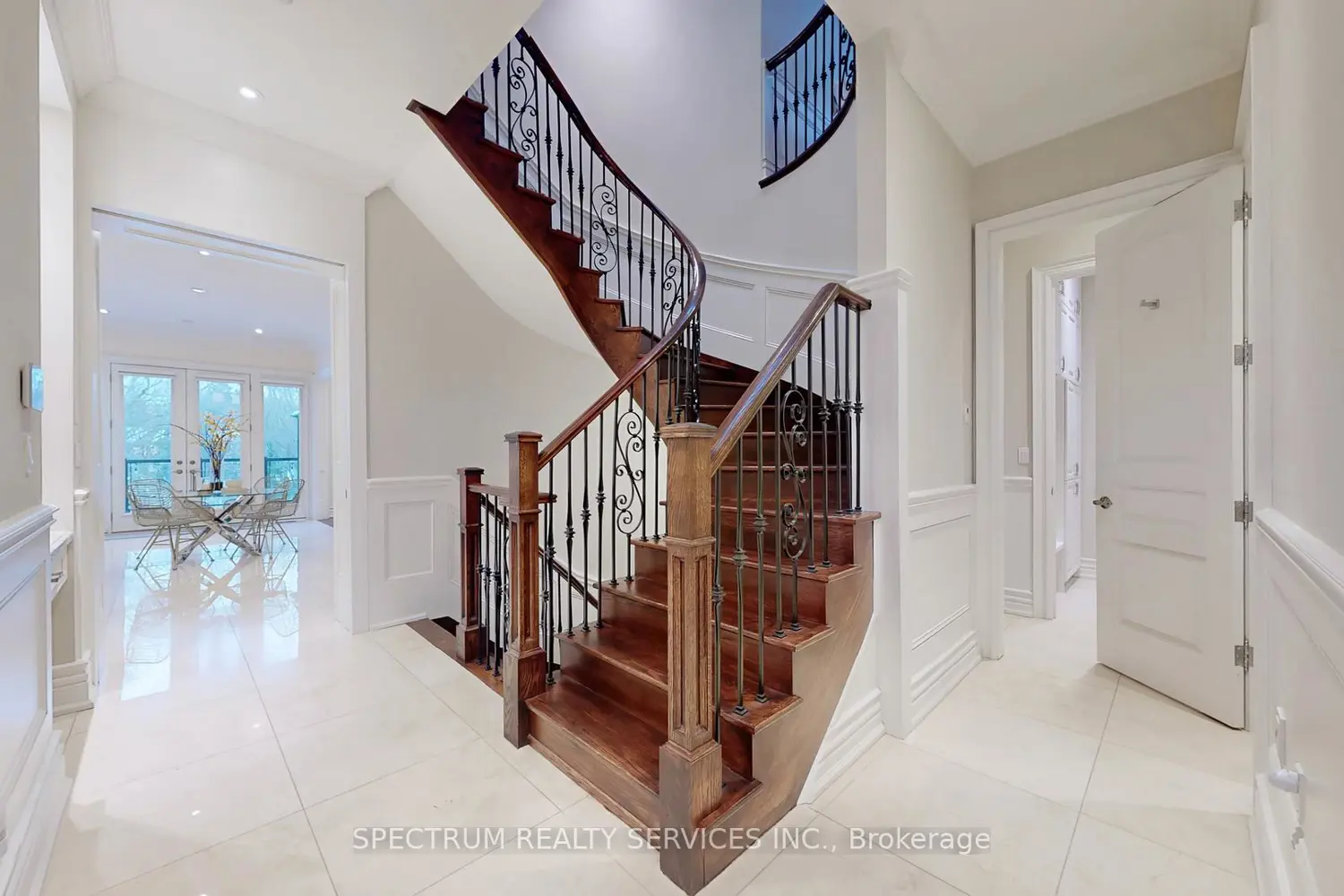Additional image 9 of 223 Lennox Avenue