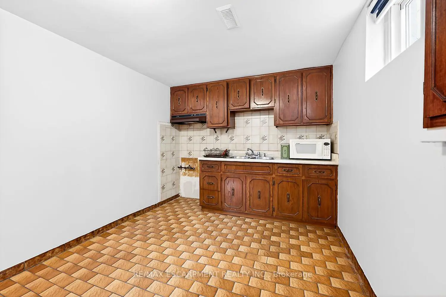 Additional image 13 of 35 Rangeview Court