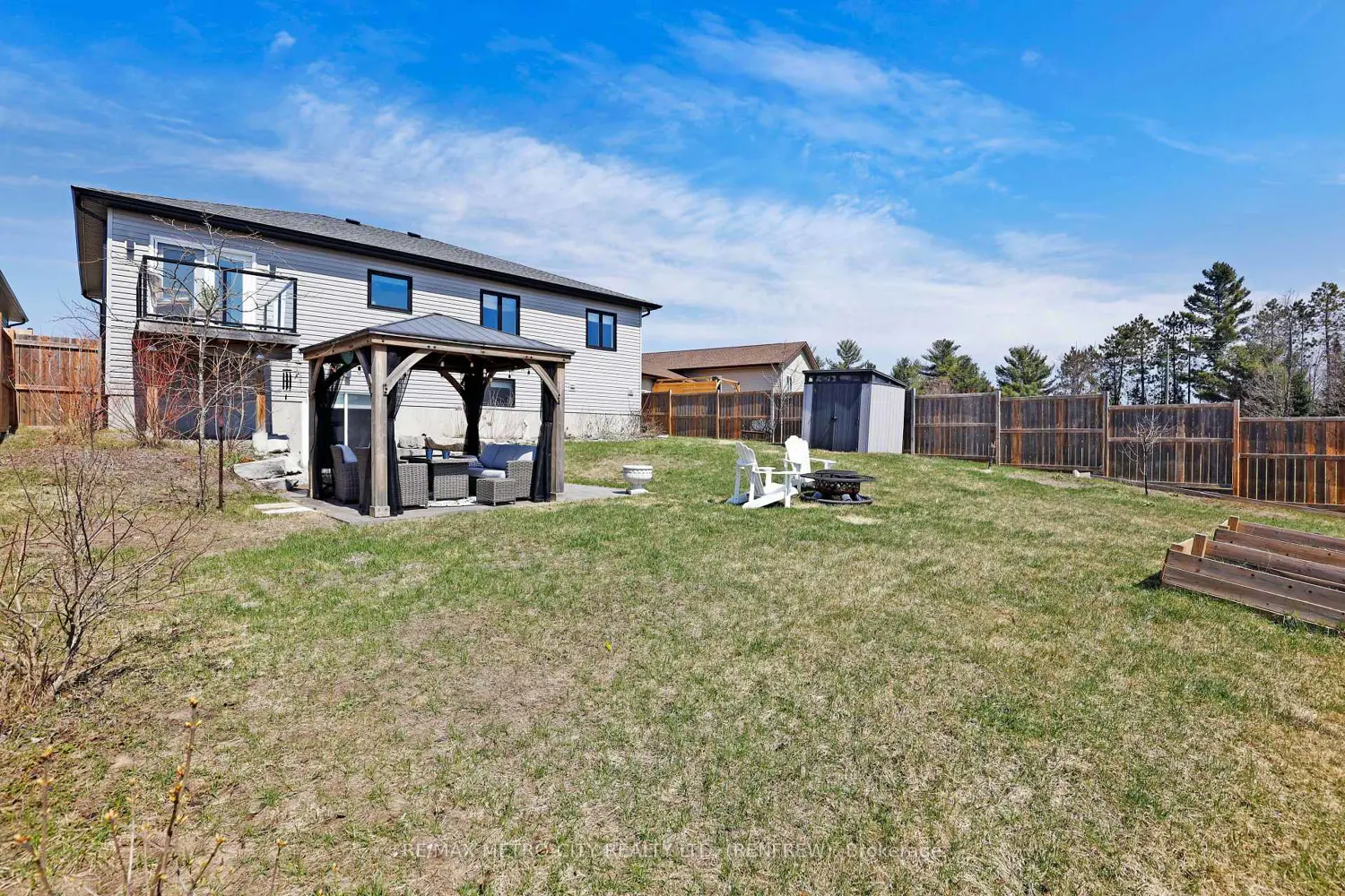 Additional image 16 of 65 Noble Crescent