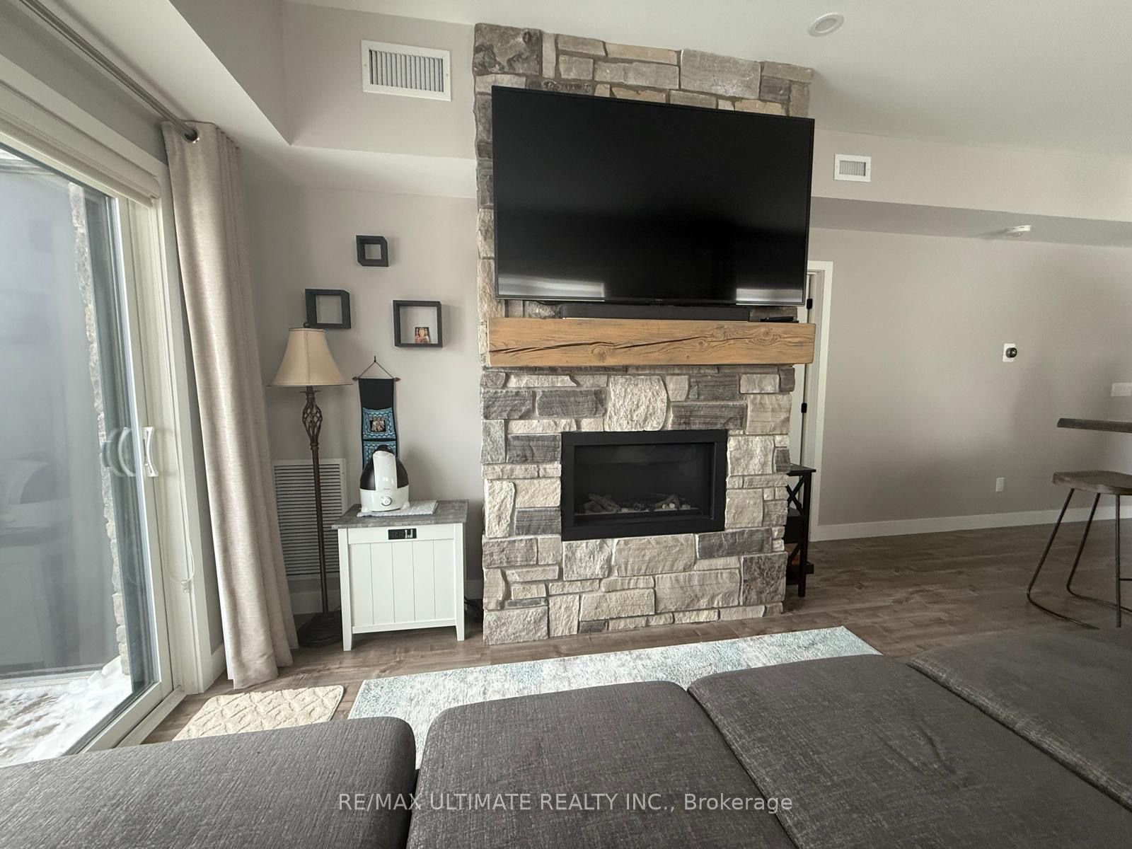 Additional image 3 of 207-11 Beausoleil Lane, Blue Mountains, ON, L9Y 0Y5