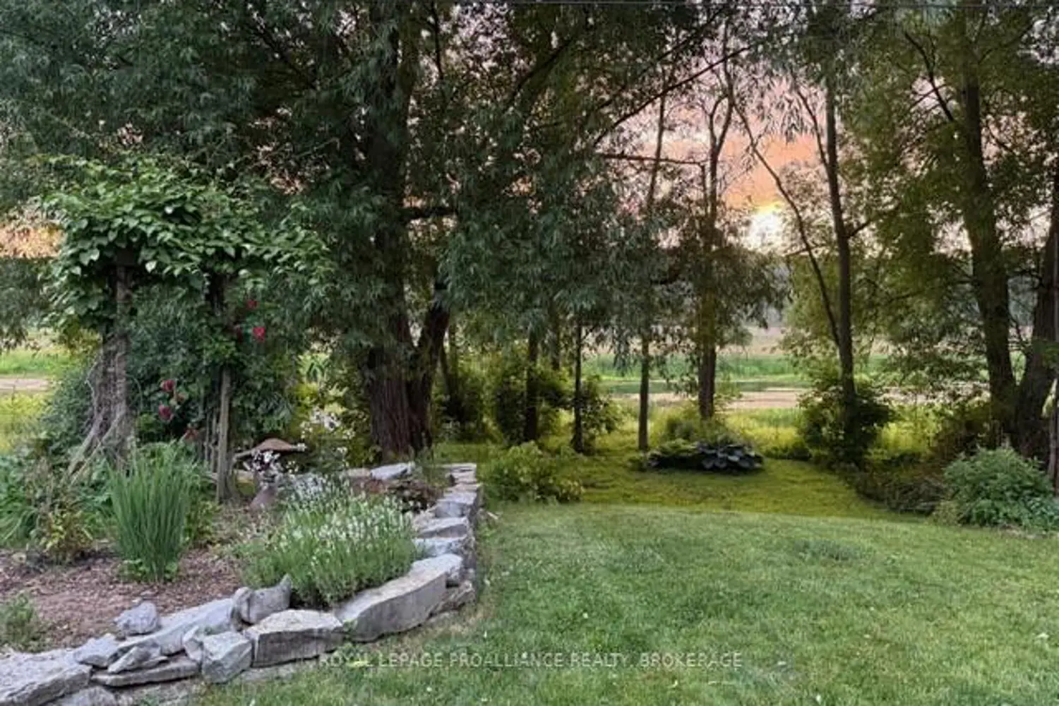 Additional image 17 of 727 Aylmer Crescent