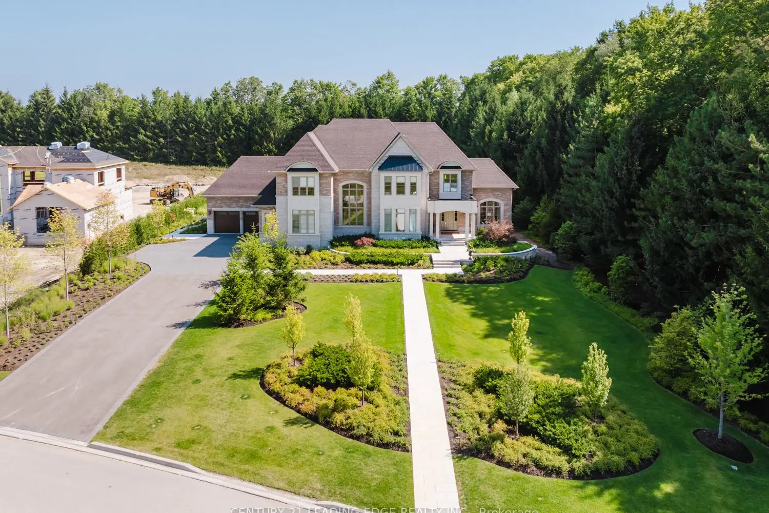 43 Newton Reed Crescent