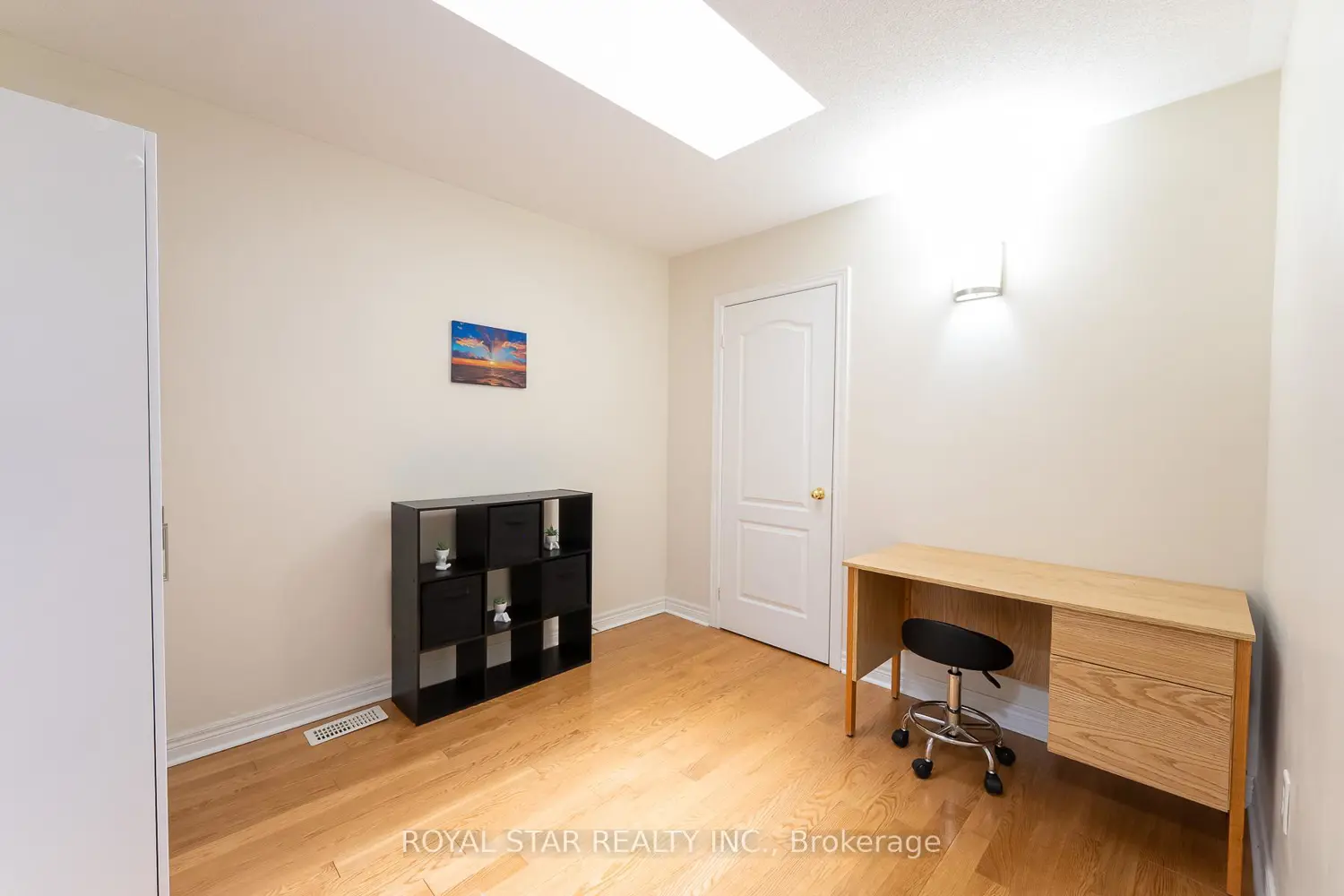 Additional image 10 of 479 Vodden Street