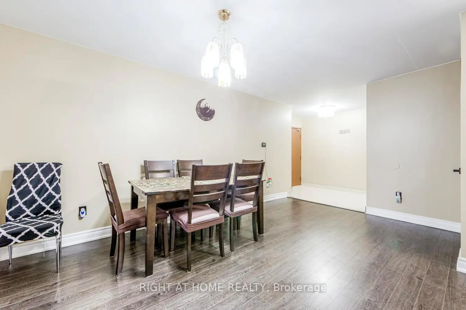 Additional image 9 of 15 Sewells Road 204