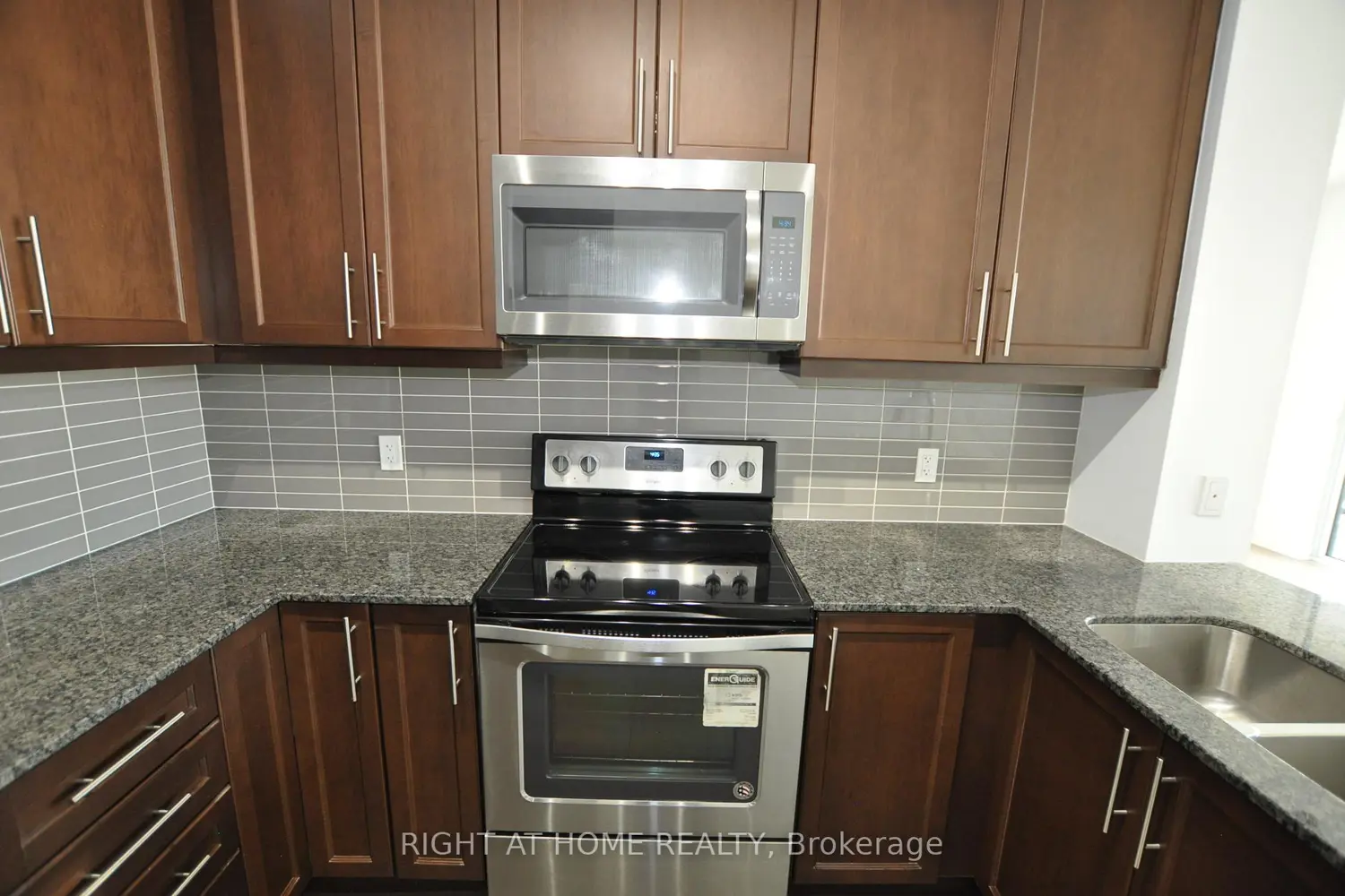 Additional image 13 of 3975 Grand Park Drive 909