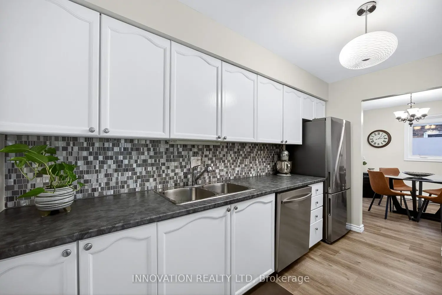 Additional image 5 of 87 Findlay Avenue F1