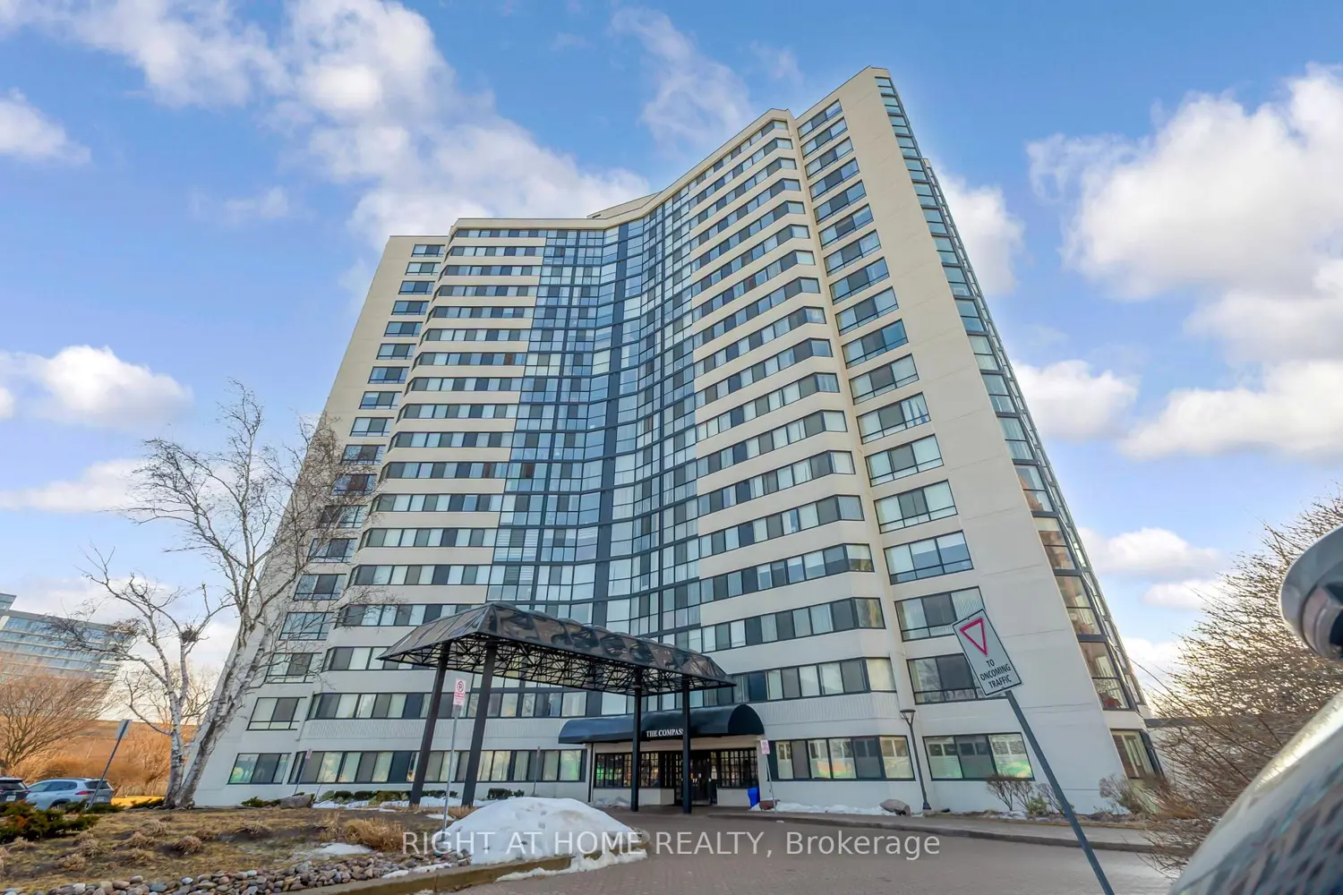 1360 Rathburn Road 1507