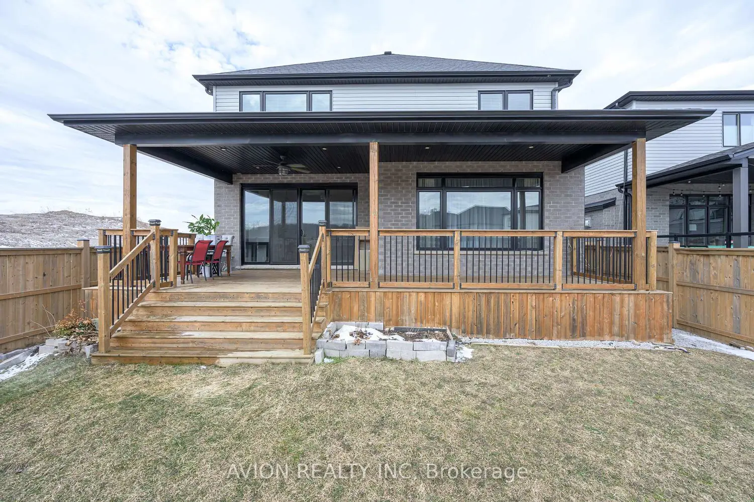 Additional image 20 of 1796 Brayford Avenue