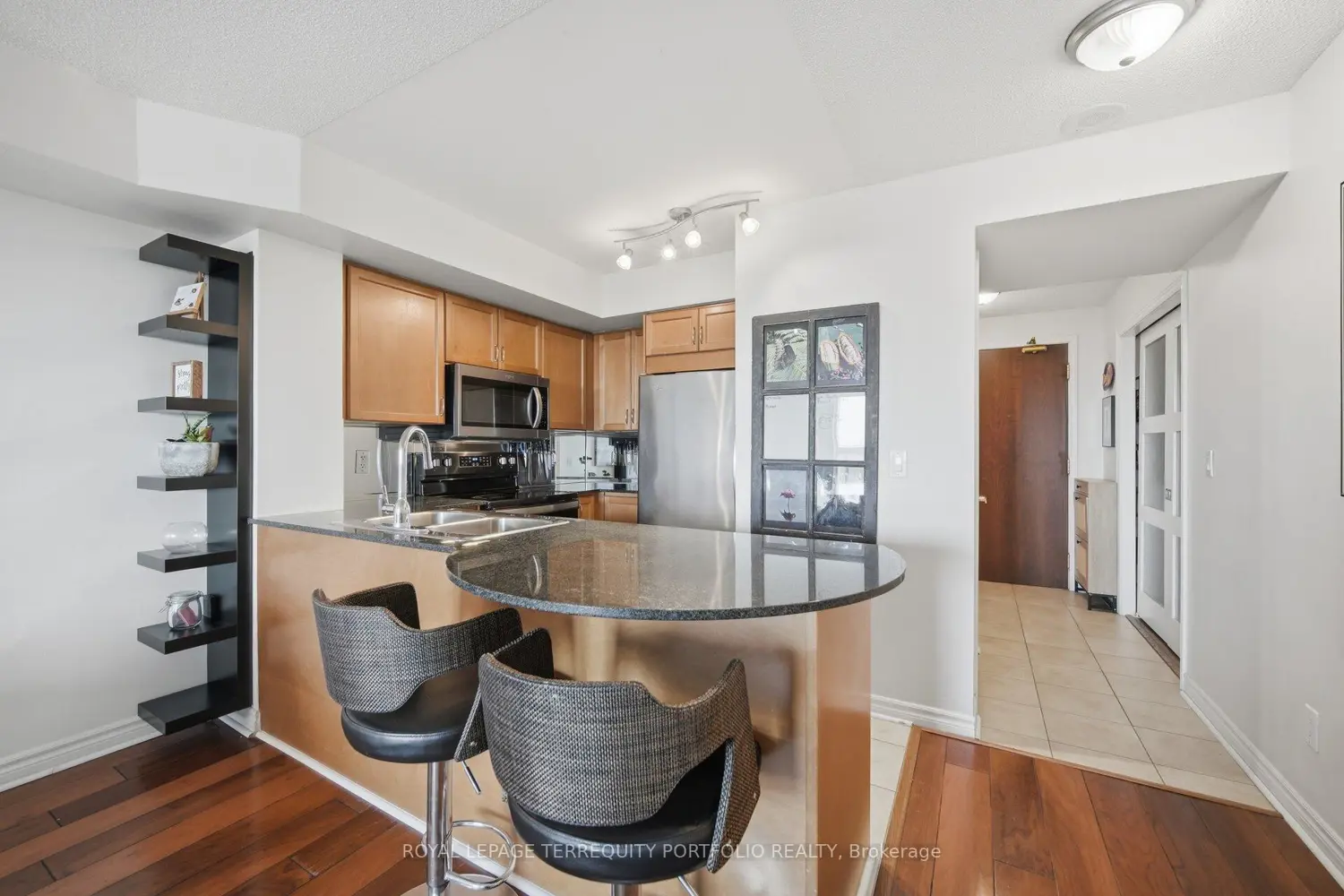 Additional image 5 of 18 Kenaston Gardens 1208