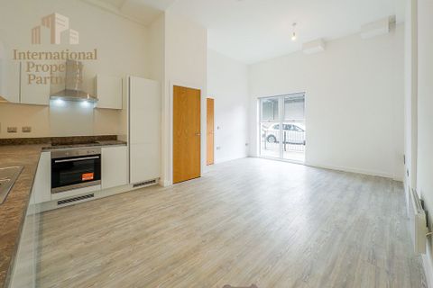 Cow Lane, Middlewood Plaza, Salford M5