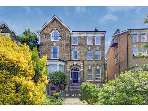 Manor Park, London SE13