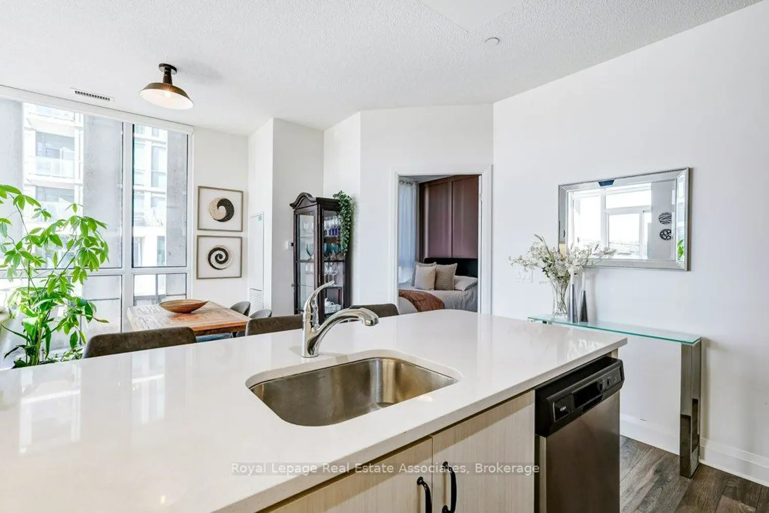 Additional image 6 of 15 Zorra Street 209