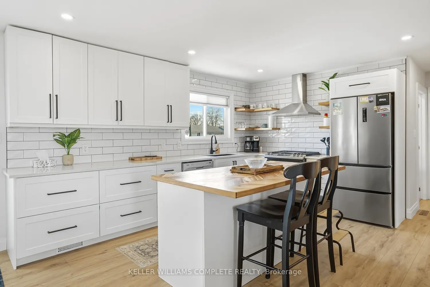Additional image 9 of 328 Dufferin Street