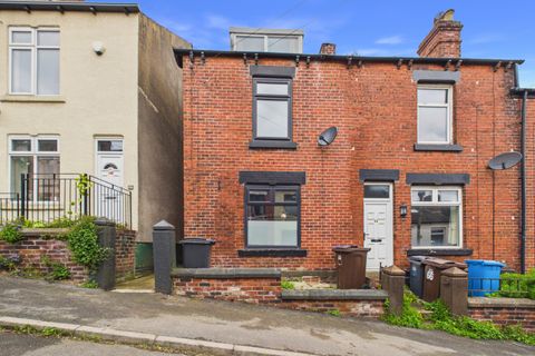 Meersbrook Avenue, Meersbrook S8