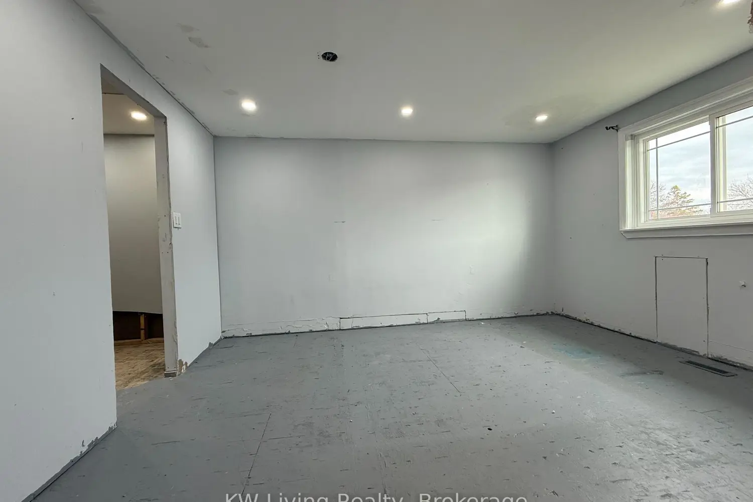 Additional image 7 of 18 Gemshaw Crescent