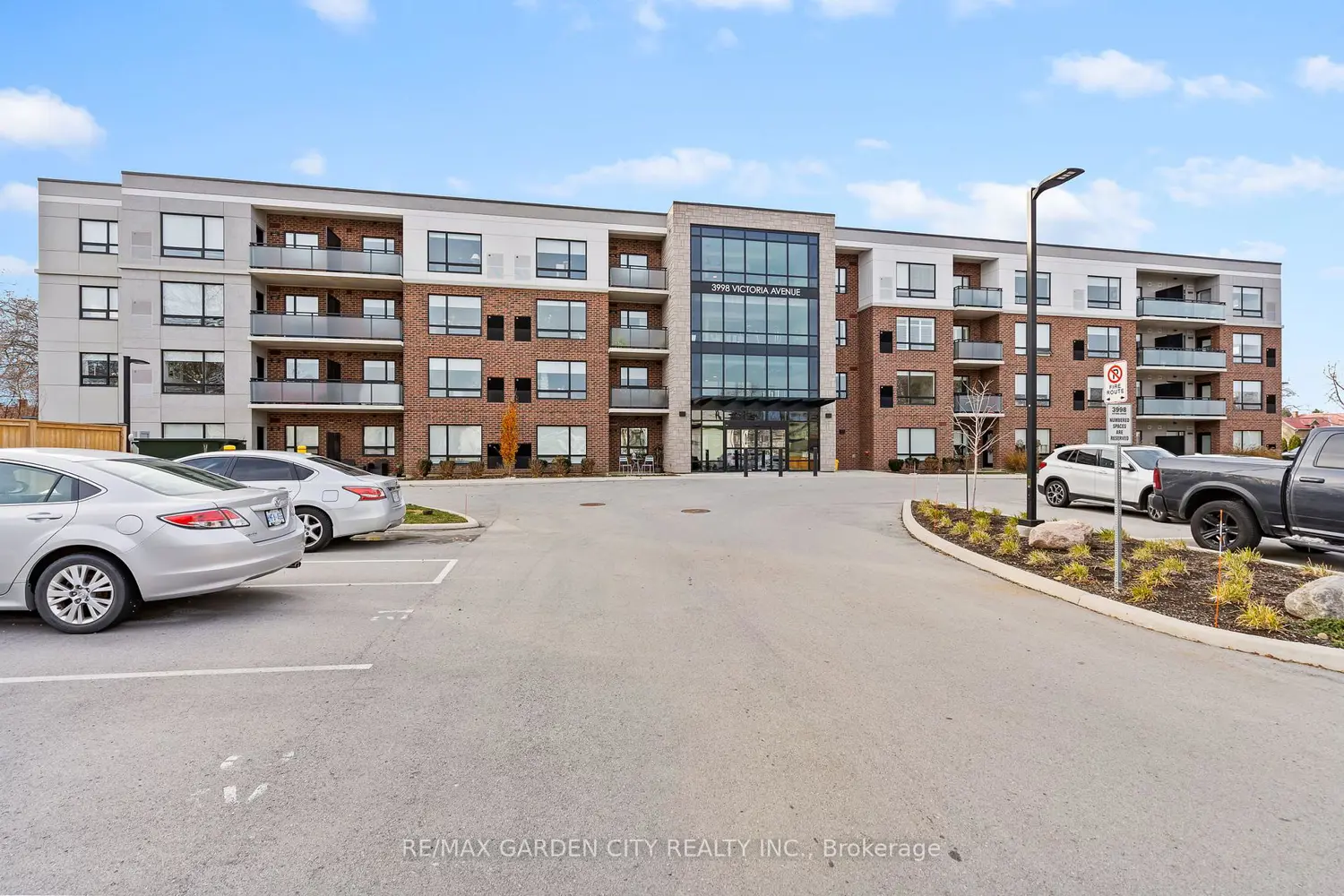Additional image 2 of 3998 Victoria Avenue 105