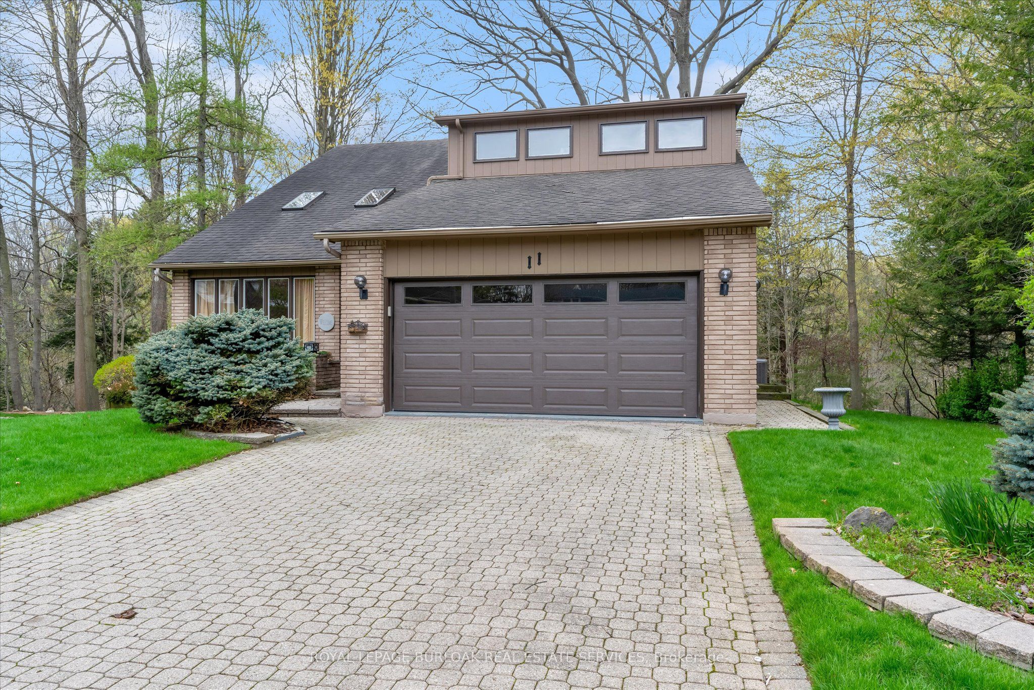 Additional image 3 of 11 Crawford Court, Hamilton, ON, L9H 6G2