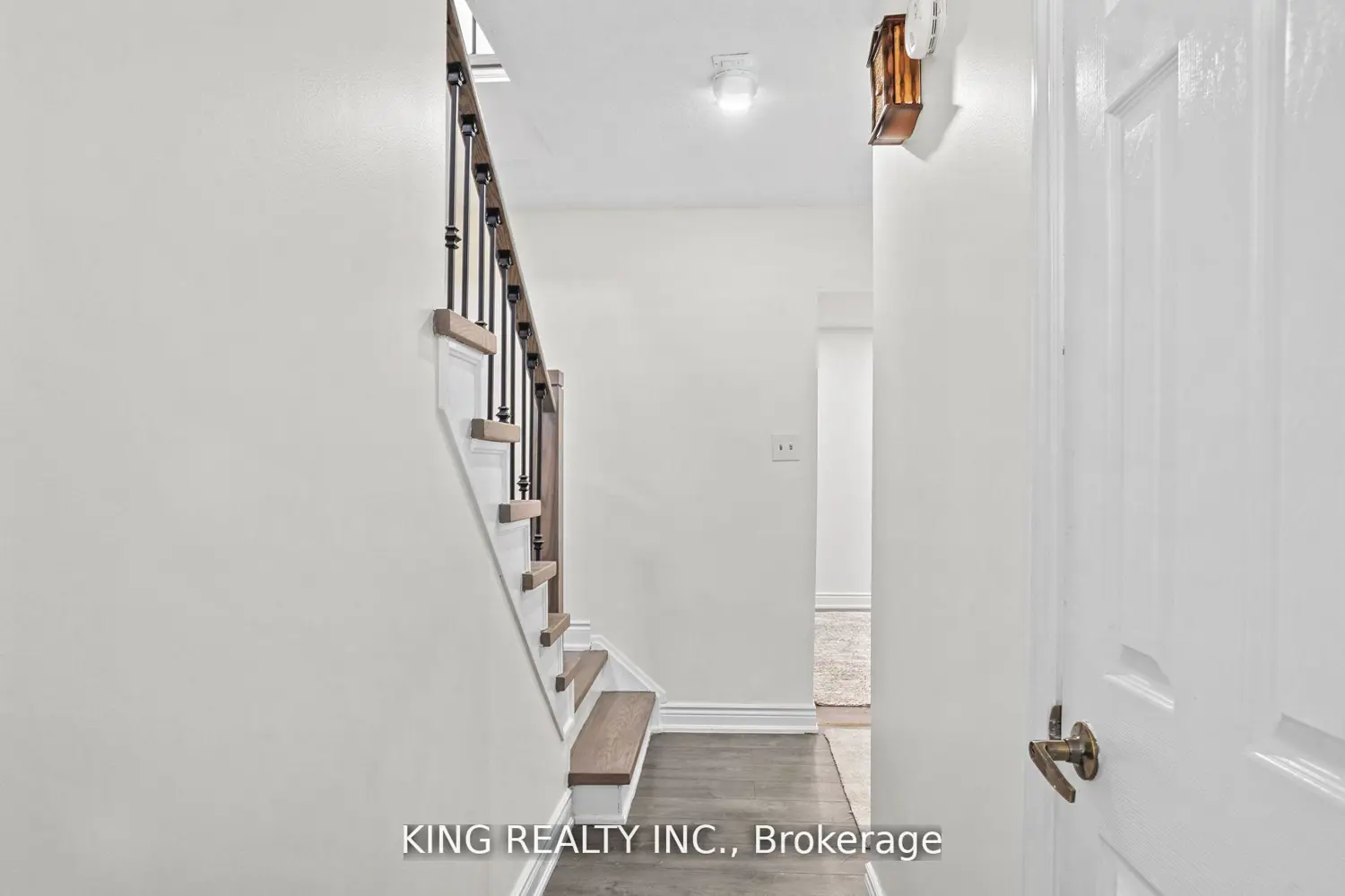 Additional image 11 of 16 Wimbledon Court