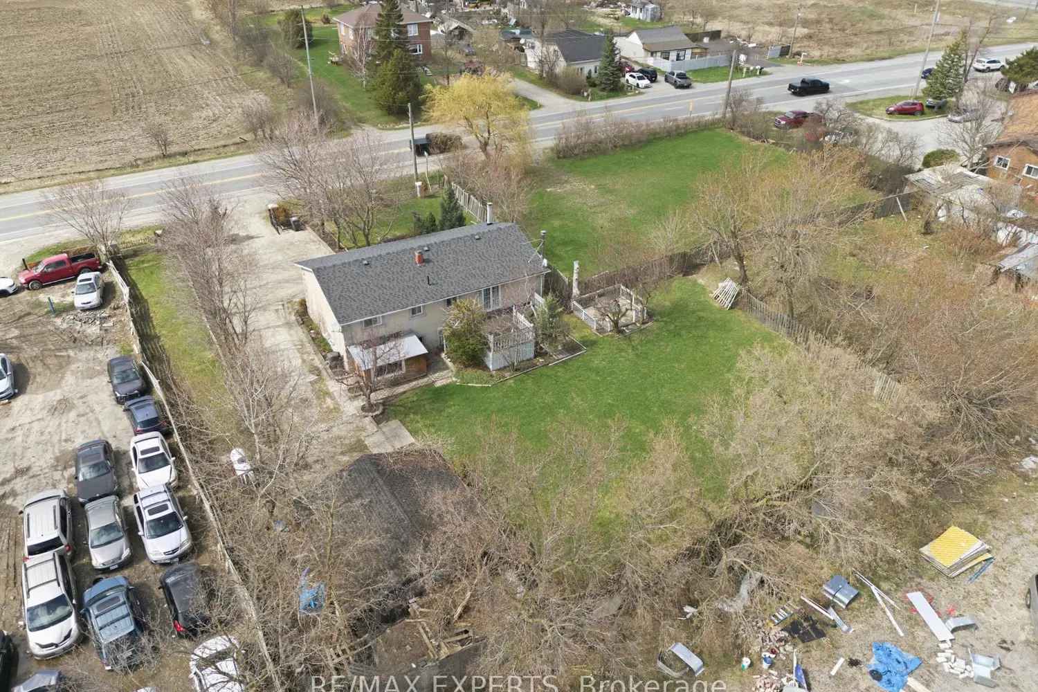 Additional image 17 of 5945 King Street