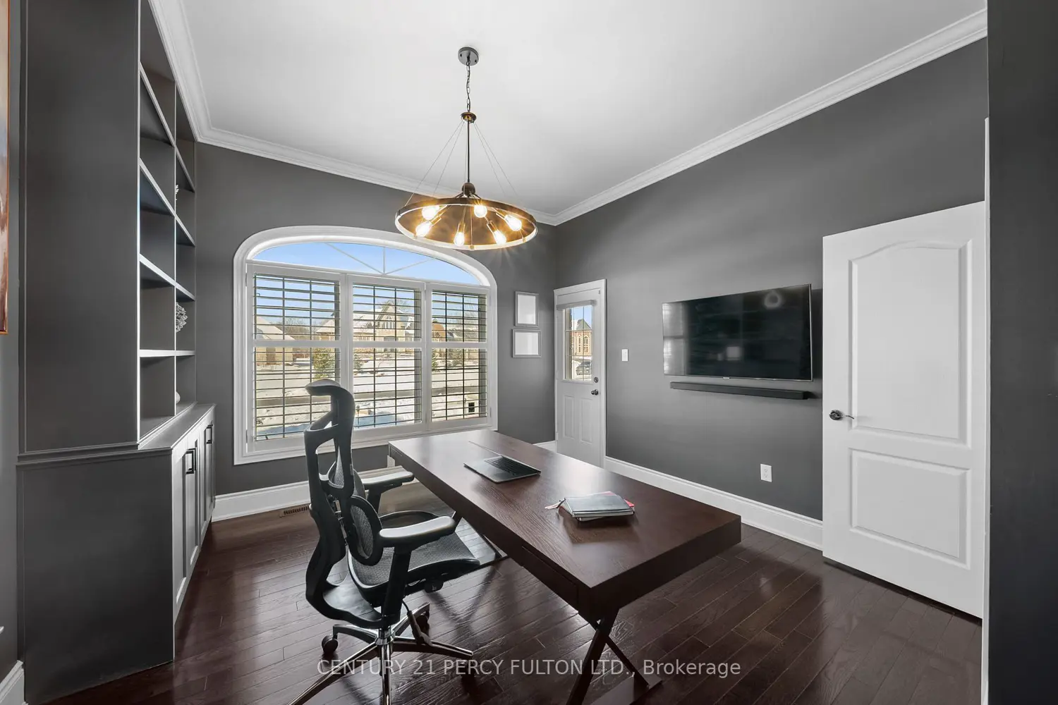 Additional image 4 of 5121 Tom Thomson Court