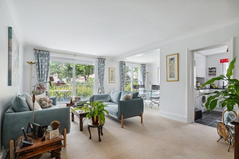 Kendal Place, Putney SW15